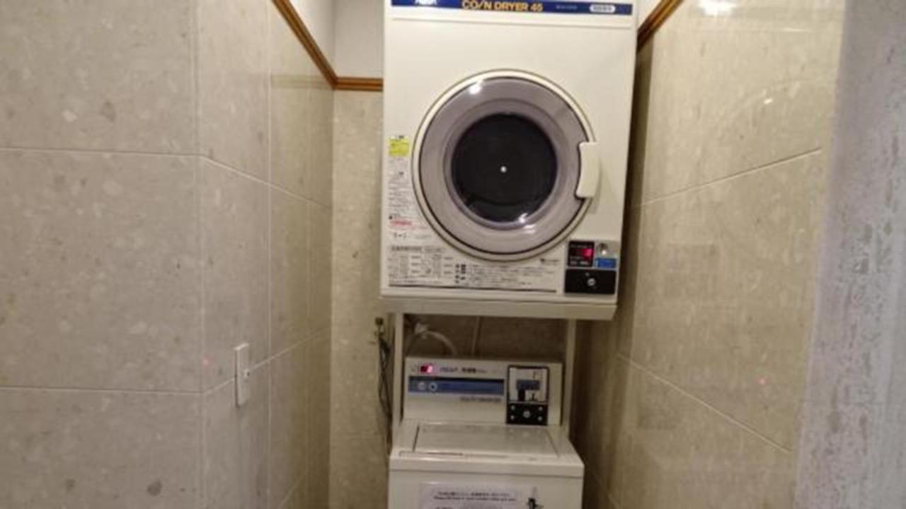 Toyoko Inn Tokyo Shinagawa-Eki Takanawa-Guchi Extérieur photo