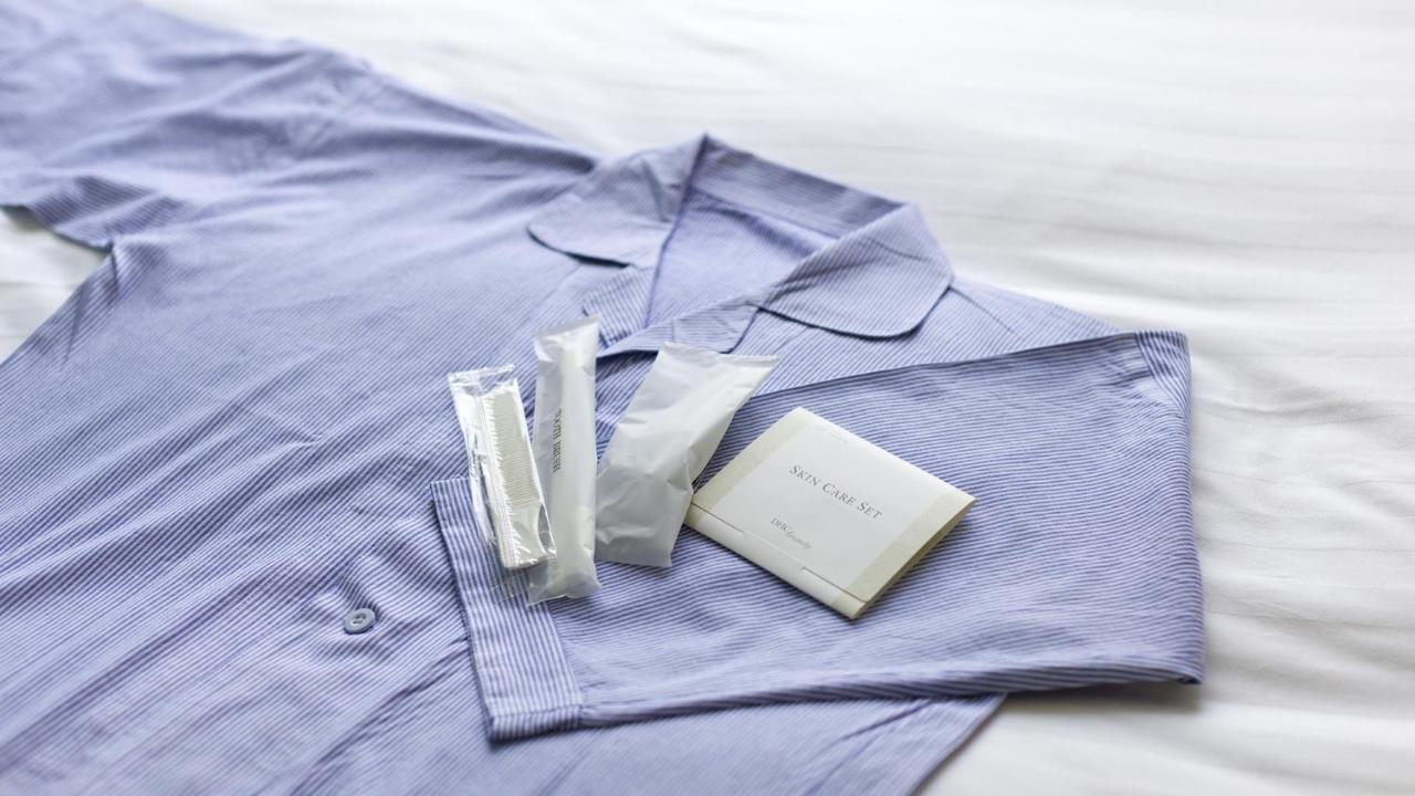 Toyoko Inn Tokyo Shinagawa-Eki Takanawa-Guchi Extérieur photo