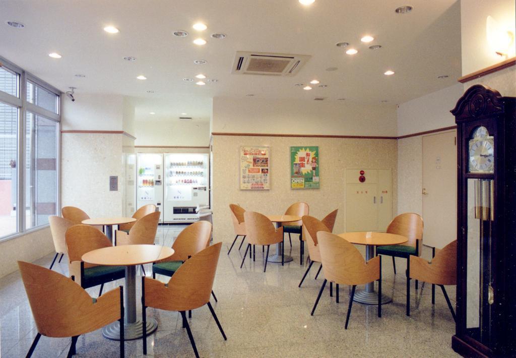 Toyoko Inn Tokyo Shinagawa-Eki Takanawa-Guchi Extérieur photo