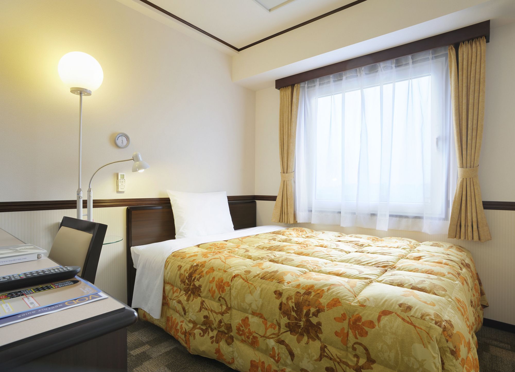 Toyoko Inn Tokyo Shinagawa-Eki Takanawa-Guchi Extérieur photo